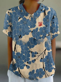 Bianco con fiori blu