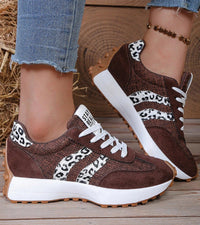 Leopardo marrone